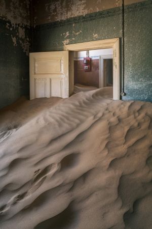 Namibia_Kolmanskop_005.jpg